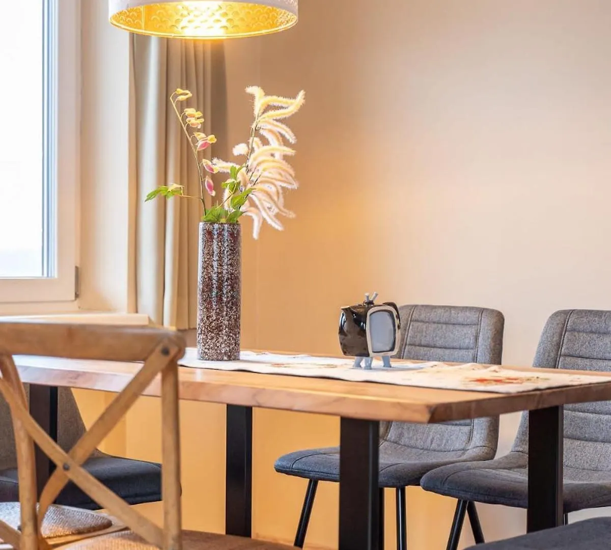 Family Apartment Deluxe Mutters Innsbruck